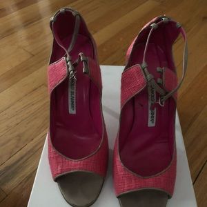 Pink and gray Manolo Blahnik’s heels